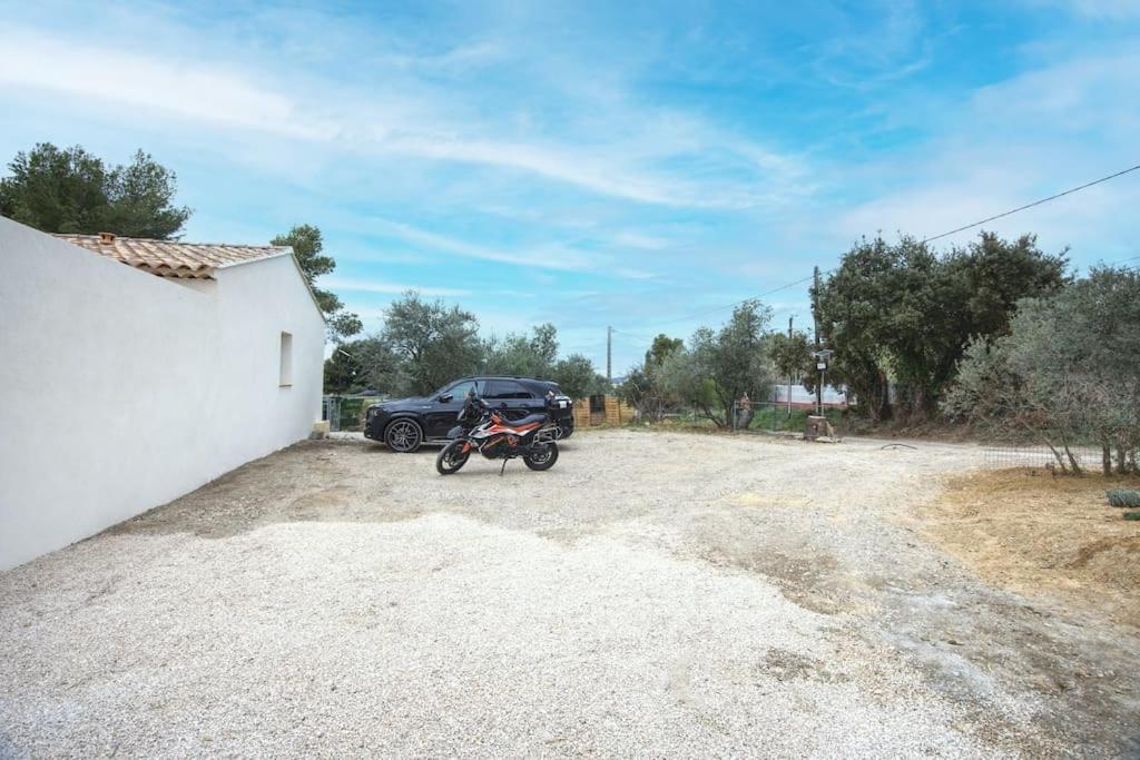 Appt P2 De 1 A 6 Pers A Rognac Apartment Bagian luar foto