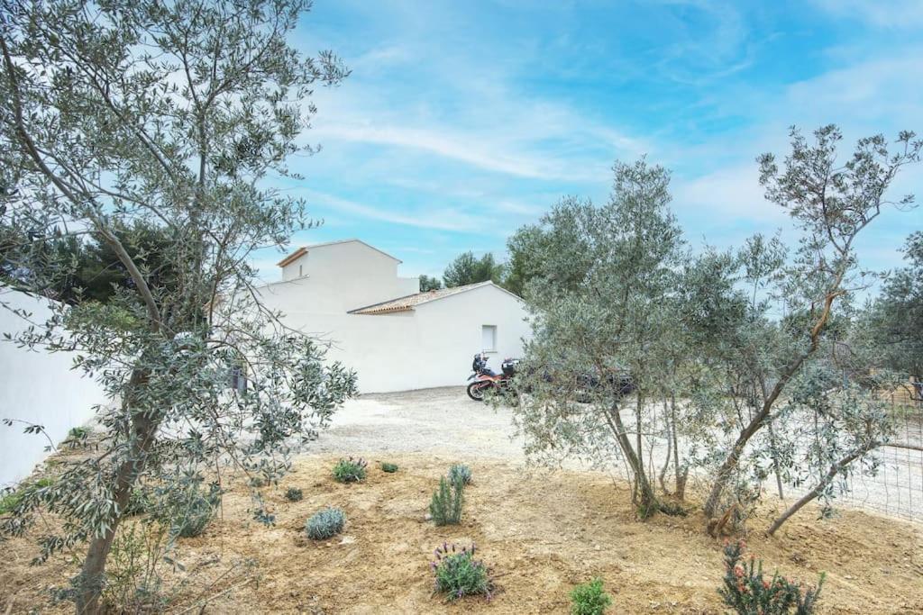 Appt P2 De 1 A 6 Pers A Rognac Apartment Bagian luar foto