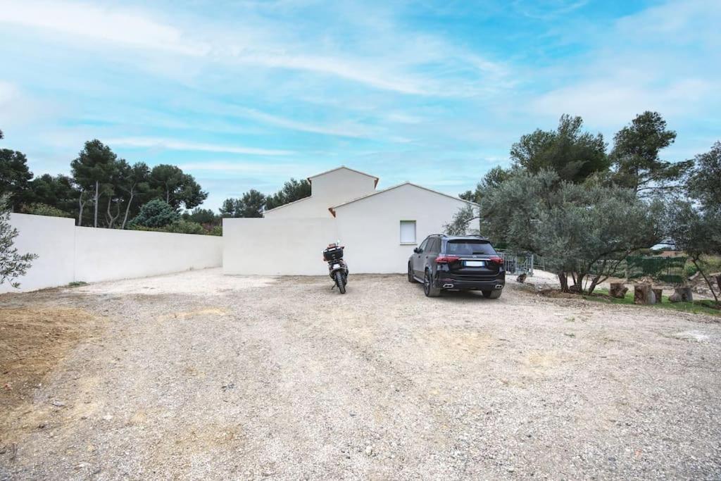 Appt P2 De 1 A 6 Pers A Rognac Apartment Bagian luar foto